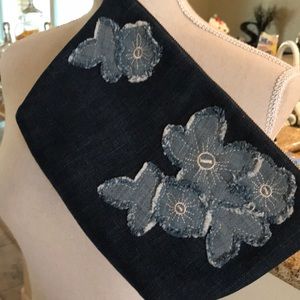 Michael Kors Clutch.